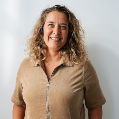 Smit, Irene Irene Smit